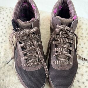 Skechers Women's Brown High-Top Sneakers